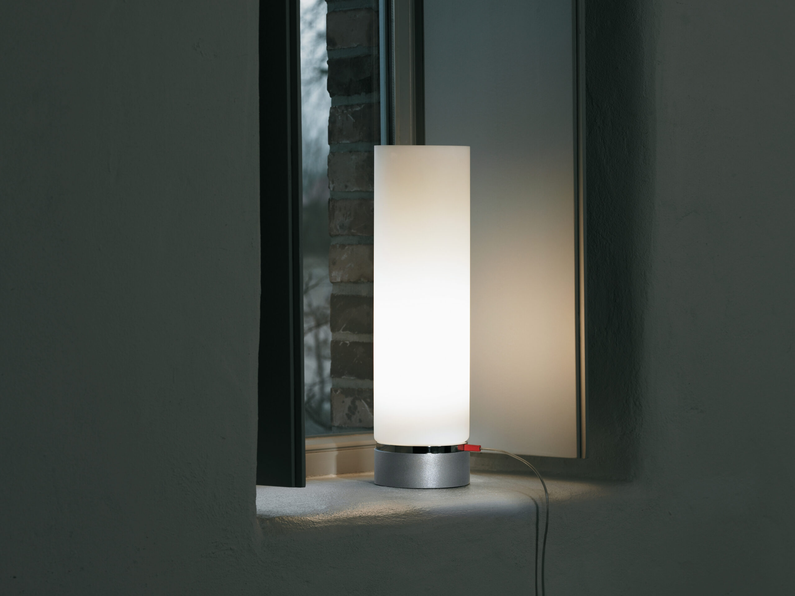 Nevalux ONE Design-Sockel 5 cm silber