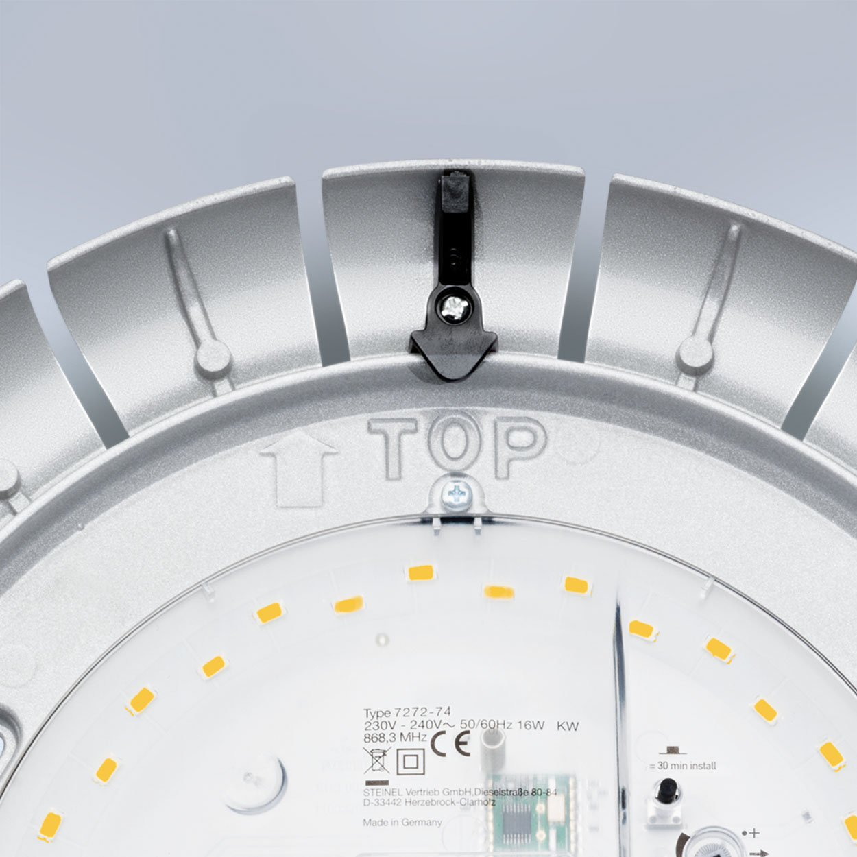 Intelligent LED cooling system