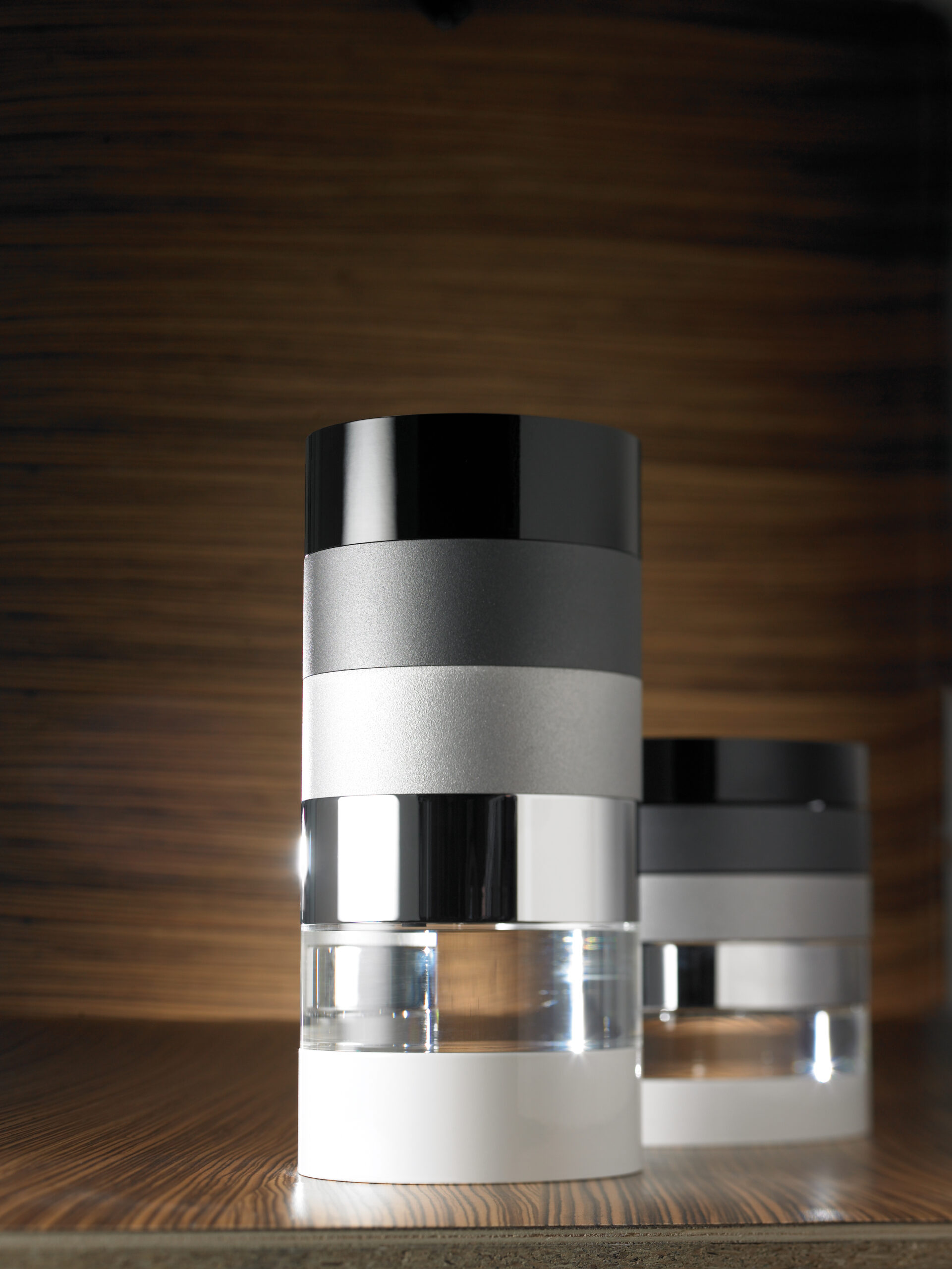 Nevalux ONE Design-Sockel 5 cm Chrom
