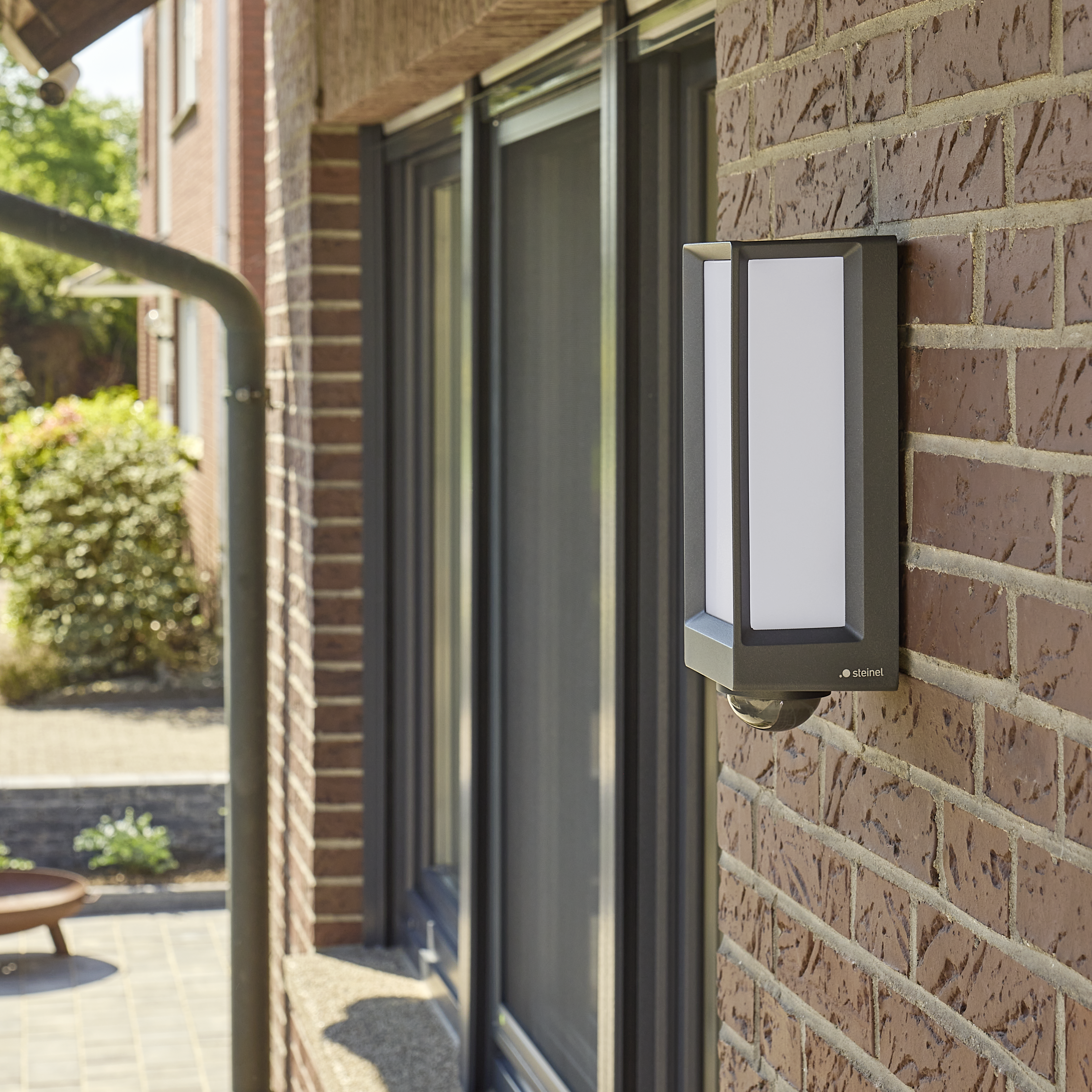 Steinel L 42 SC mit Bewegungsmelder & Bluetooth